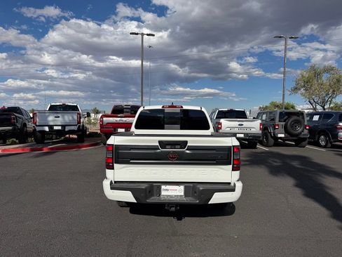 Used 2025 Nissan Frontier Pro-X w/ Pro Convenience Package image 6