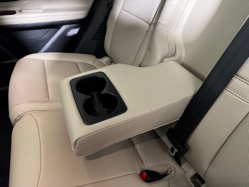 New 2026 Lincoln Corsair Premiere AWD/4WD image 50