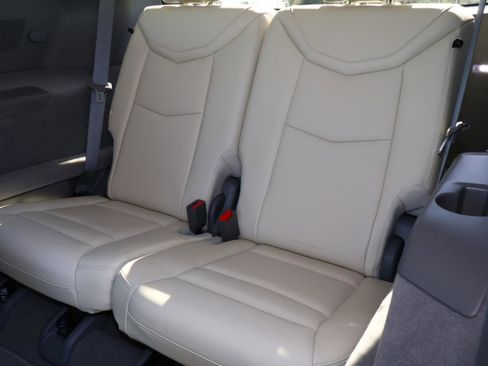 Certified 2023 Cadillac XT6 Premium Luxury image 27