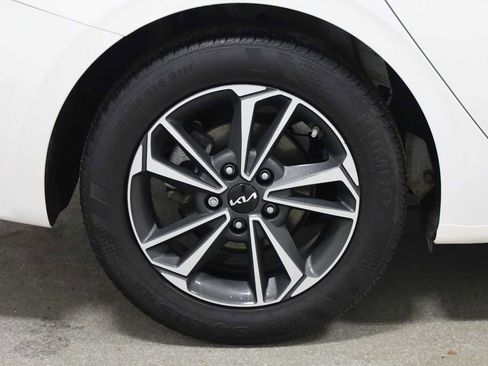 Used 2024 Kia Forte LXS w/ LXS Technology Package image 34