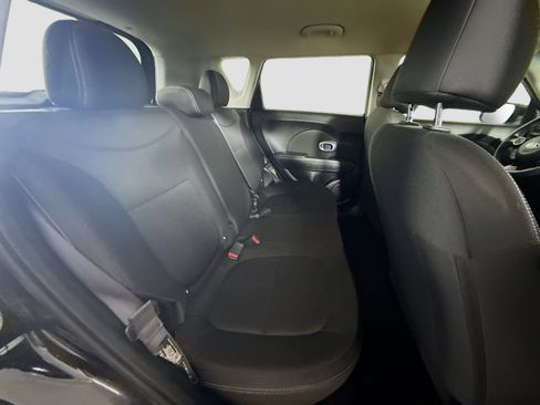 Used 2019 Kia Soul Base image 26