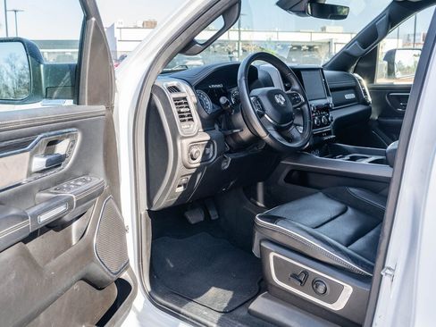 Used 2024 RAM 1500 Laramie image 17
