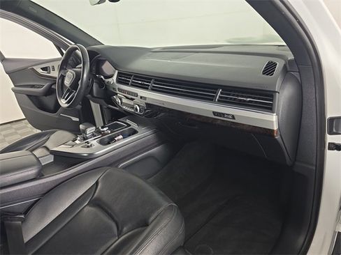 Used 2019 Audi Q7 2.0T Premium Plus w/ Premium Plus Package image 19