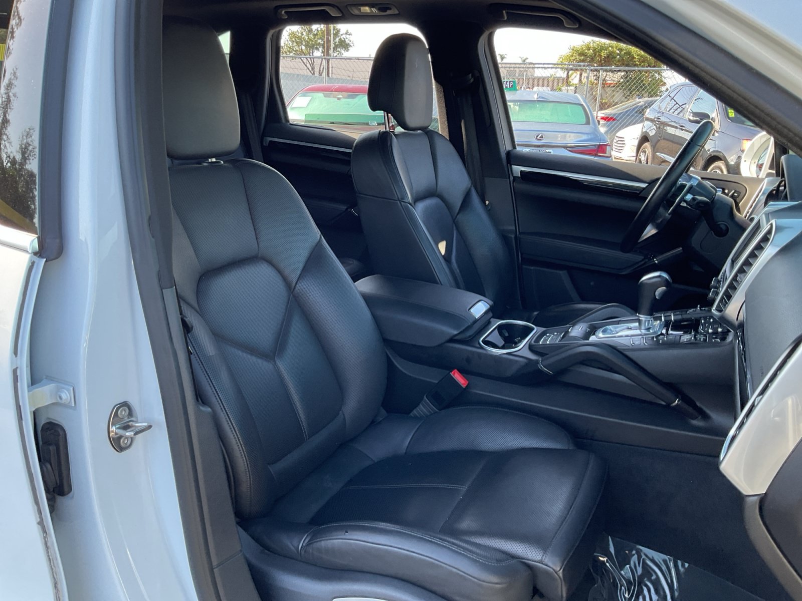 Used 2016 Porsche Cayenne S AWD/4WD image 21