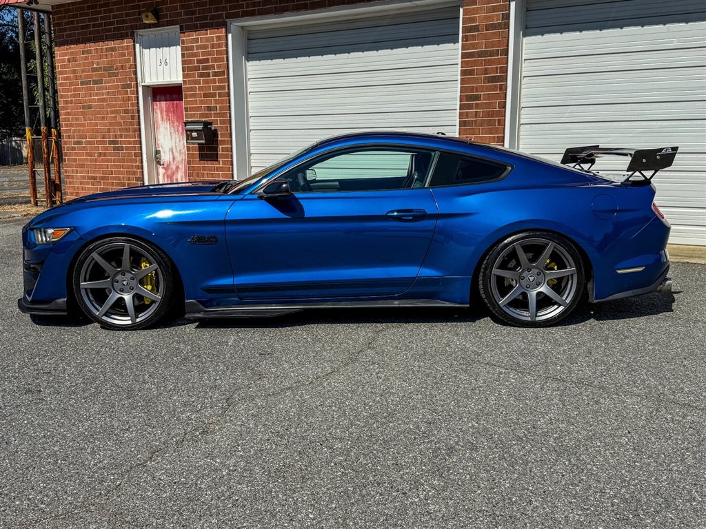 Used 2017 Ford Mustang GT Premium RWD image 18
