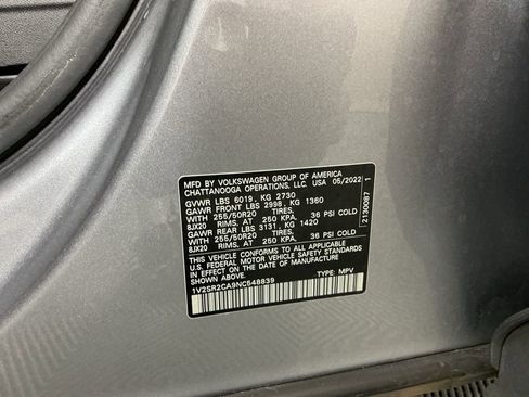 Used 2022 Volkswagen Atlas SEL R-Line AWD/4WD image 34