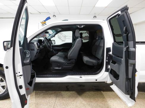 Used 2023 Ford F150 XLT w/ Trailer Tow Package AWD/4WD image 27