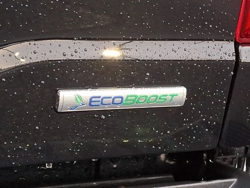 Certified 2022 Ford F150 XLT w/ Equipment Group 302A High image 30