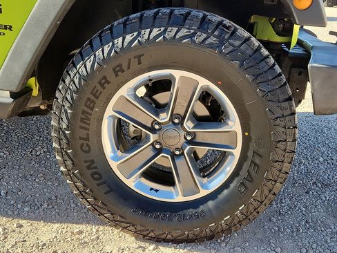 Used 2017 Jeep Wrangler Unlimited Sport w/ Quick Order Package 24S image 7