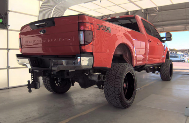 Used 2022 Ford F350 Lariat w/ Lariat Ultimate Package AWD/4WD image 4