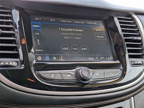 Used 2018 Chevrolet Trax LT w/ LT Convenience Package image 22