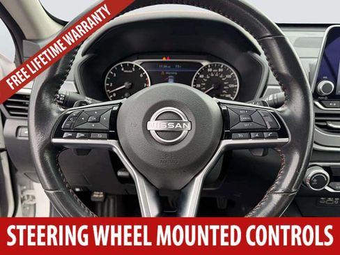 Used 2024 Nissan Altima 2.5 SR FWD image 8
