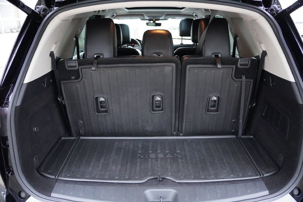 Used 2024 Nissan Pathfinder SL w/ SL Premium Package AWD/4WD image 23