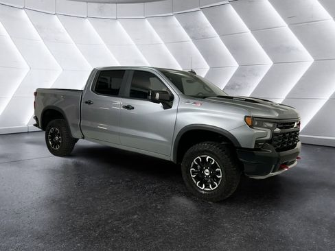 Used 2024 Chevrolet Silverado 1500 ZR2 w/ Technology Package image 1