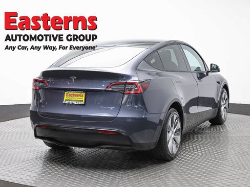 Used 2021 Tesla Model Y Long Range AWD/4WD image 5