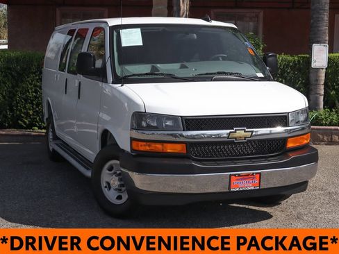 Used 2025 Chevrolet Express 2500 w/ Driver Convenience Package RWD image 2