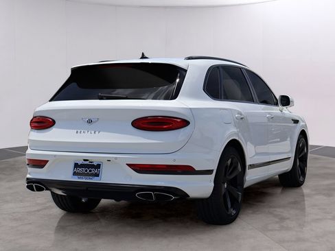 Used 2021 Bentley Bentayga Plug-In Hybrid AWD/4WD image 7