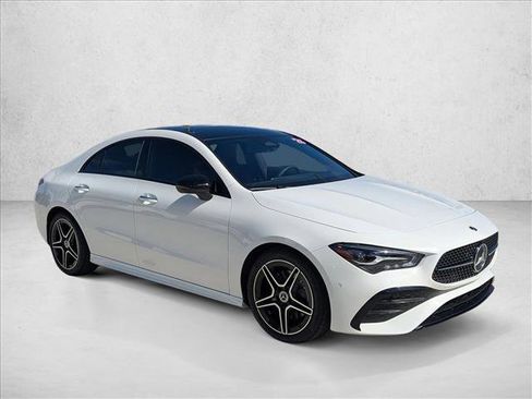 Used 2025 Mercedes-Benz CLA 250 image 3