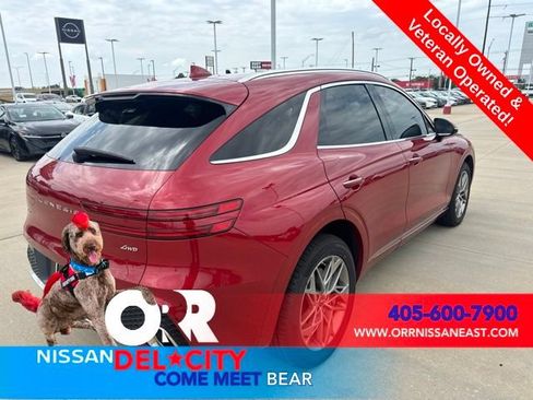 Used 2025 Genesis GV70 2.5T AWD/4WD image 5