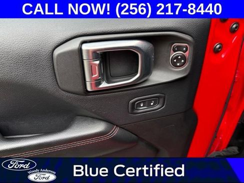 Used 2018 Jeep Wrangler Unlimited Rubicon AWD/4WD image 16