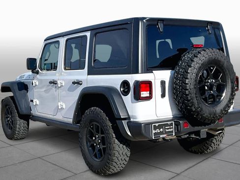Used 2024 Jeep Wrangler Willys image 11