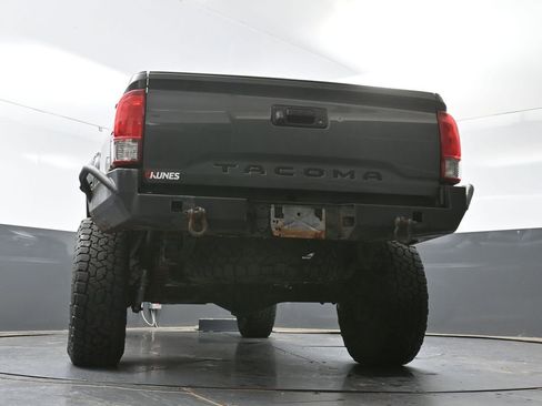 Used 2016 Toyota Tacoma TRD Sport w/ Towing Package AWD/4WD image 55
