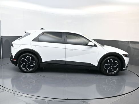 Certified 2024 Hyundai Ioniq 5 SEL image 2