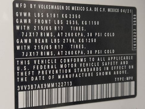 Used 2021 Volkswagen Tiguan SEL FWD image 33
