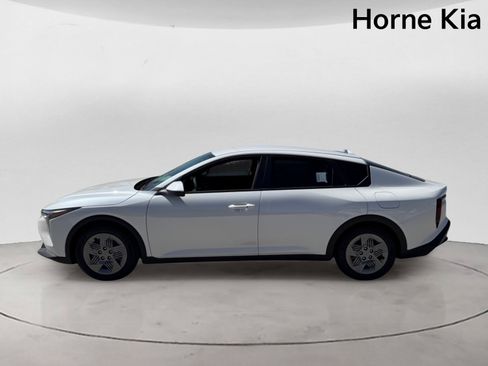 New 2026 Kia K4 FWD image 6