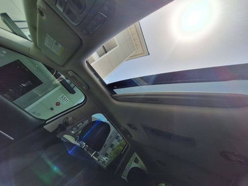 Used 2021 Kia Telluride EX w/ EX Premium Package FWD image 14