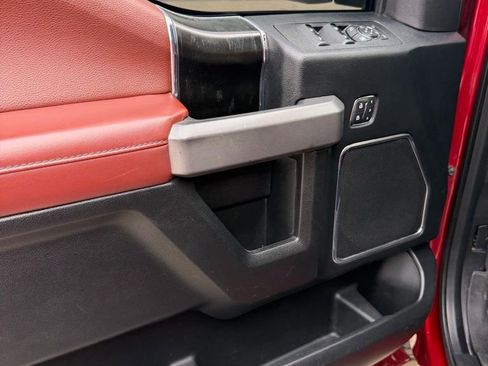 Used 2018 Ford F150 Platinum w/ Equipment Group 701A Luxury image 14