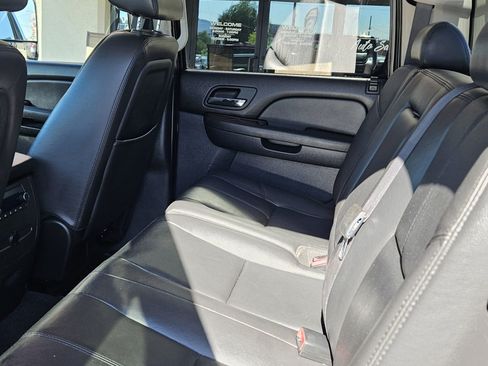 Used 2009 GMC Sierra 2500 SLT w/ SLT Convenience Package AWD/4WD image 12