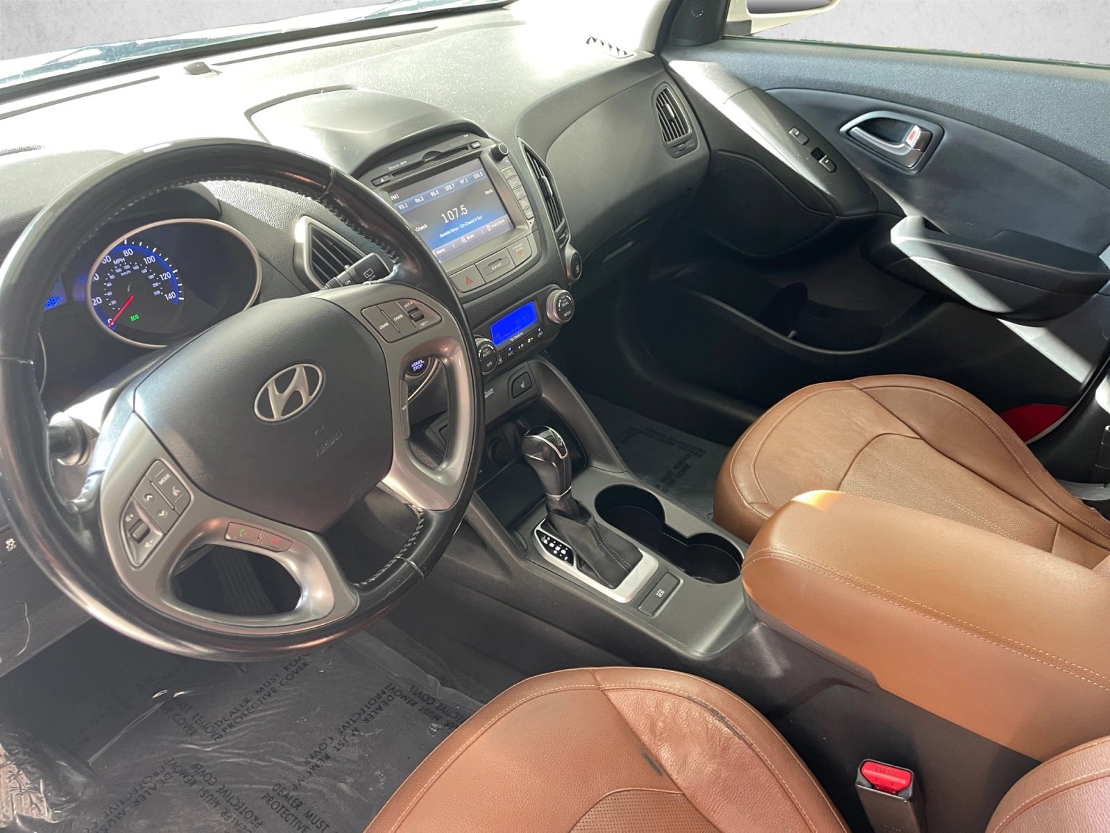 Used 2015 Hyundai Tucson Limited w/ Option Group 03 FWD image 10