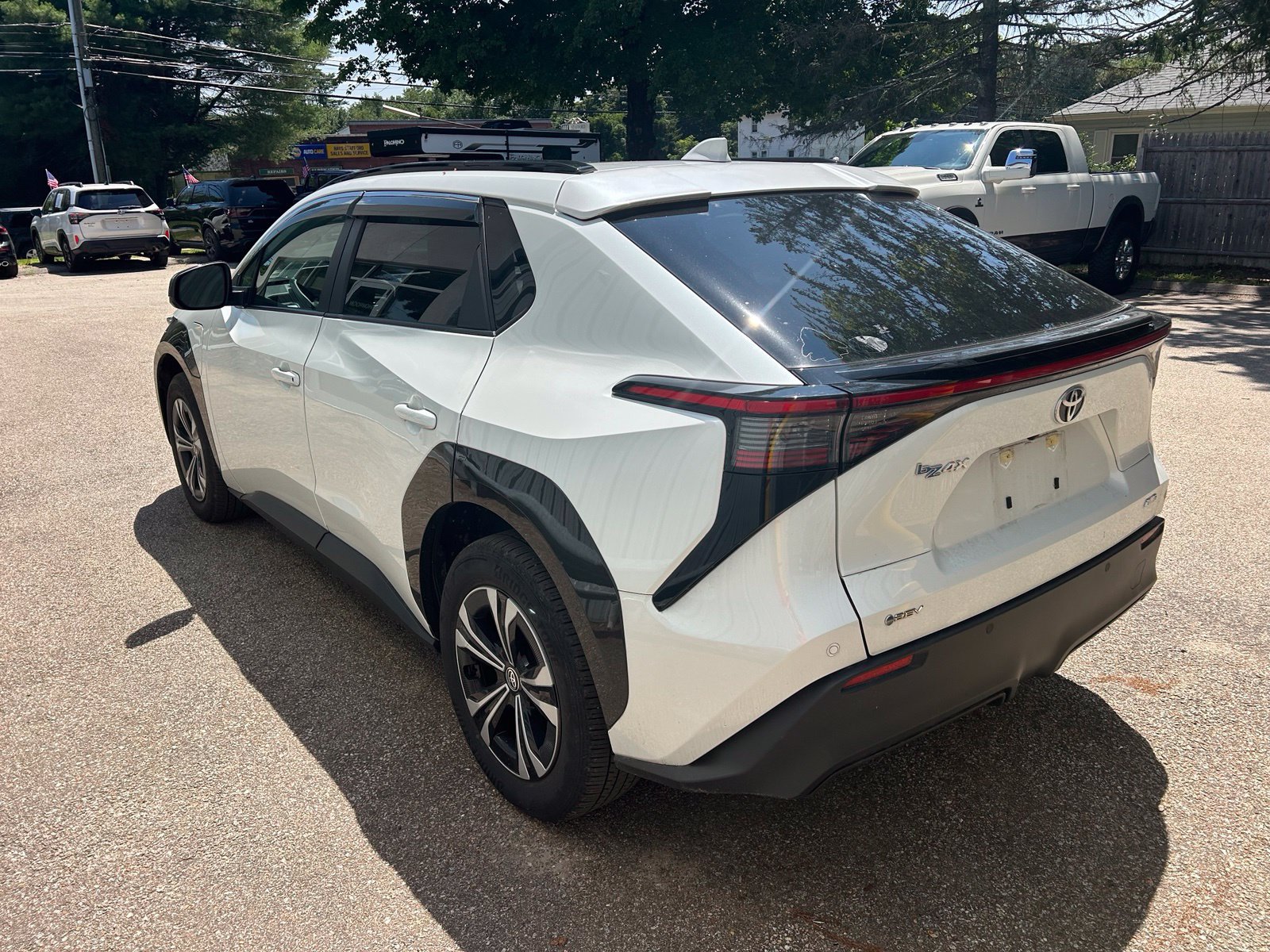 Used 2024 Toyota bZ4X AWD w/ Weather Package image 9