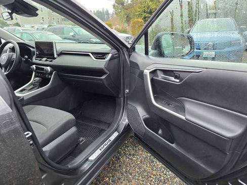Used 2024 Toyota RAV4 XLE image 10