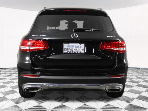 Used 2018 Mercedes-Benz GLC 300 4MATIC image 15