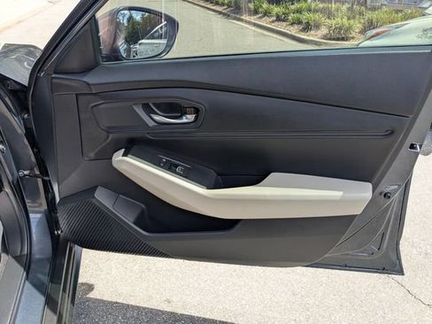 Certified 2024 Honda Accord EX image 40