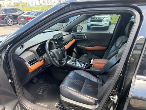 Used 2022 Mitsubishi Outlander SEL FWD image 9
