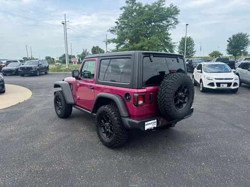 Used 2024 Jeep Wrangler Sport AWD/4WD image 3