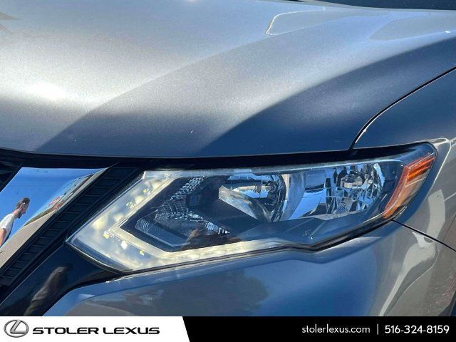 Used 2020 Nissan Rogue SV AWD/4WD image 14