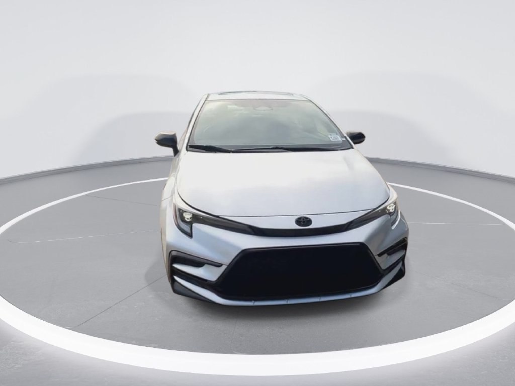 Used 2023 Toyota Corolla XSE FWD image 3