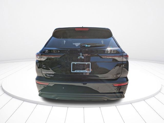 New 2026 Mitsubishi Outlander ES FWD image 5