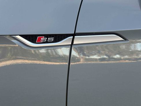 Used 2019 Audi S5 Premium Plus w/ Premium Plus image 11