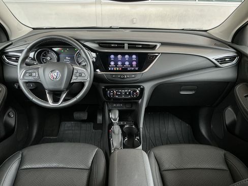Used 2023 Buick Encore GX Essence w/ Experience Buick Package image 4