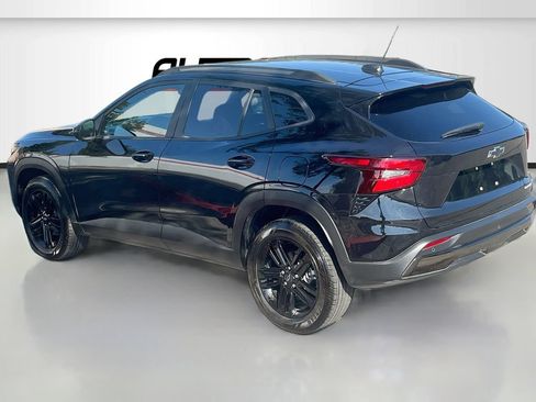 Used 2025 Chevrolet Trax ACTIV w/ Driver Confidence Package FWD image 5