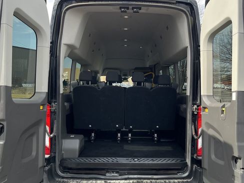 Used 2021 Ford Transit 350 XLT image 28