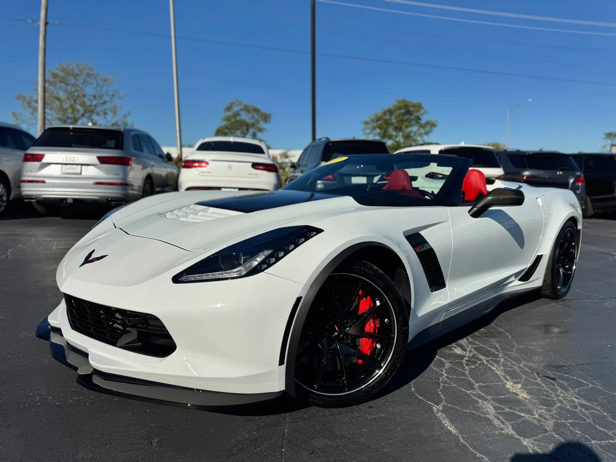 Used 2017 Chevrolet Corvette Z06 RWD image 1