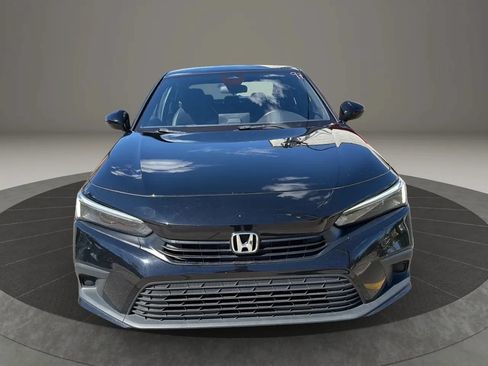 Used 2022 Honda Civic Sport image 2