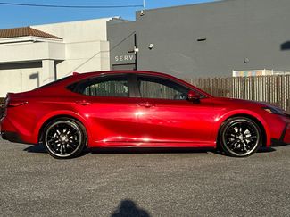 Used 2025 Toyota Camry SE video 3