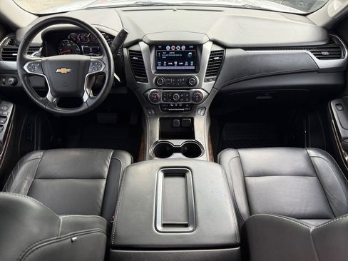 Used 2017 Chevrolet Suburban LT AWD/4WD image 12
